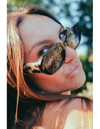 Woman Sunglasses • Julieta