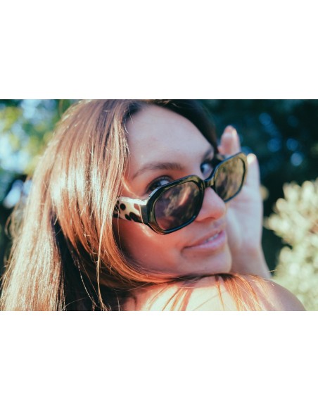 Woman Sunglasses • Julieta