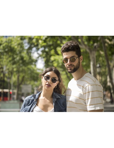 Unisex Sunglasses • Gold