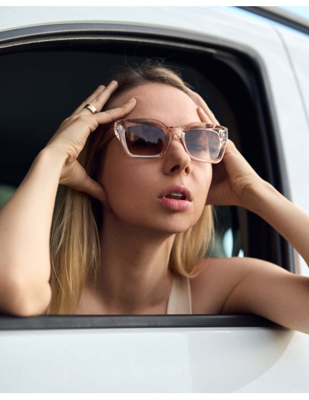 Womans Sunglasses • Diva